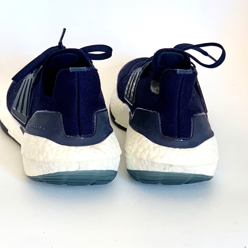 Adidas UltraBoost 22 Navy Blue W7 - Picture 6 of 11